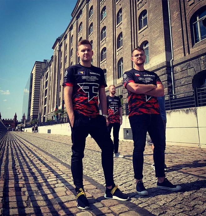 传奇杯开启Solo赛：谁是真五费，谁是假三费，峡谷见分晓